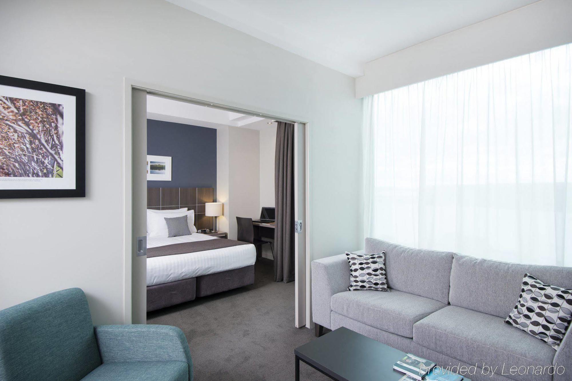 Quest Highbrook 4*